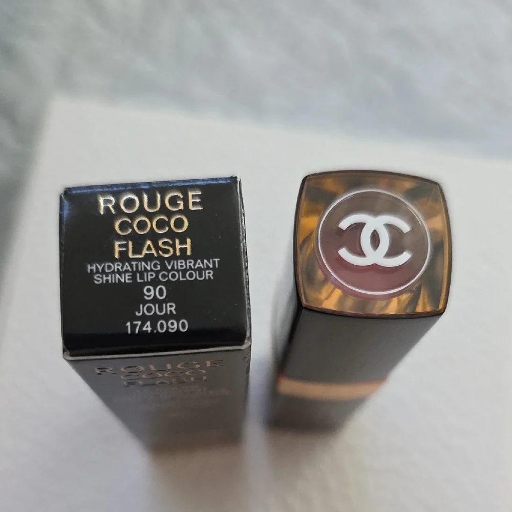 NEW~ CHANEL Rouge Coco Flash Lipstick - 90 Jour